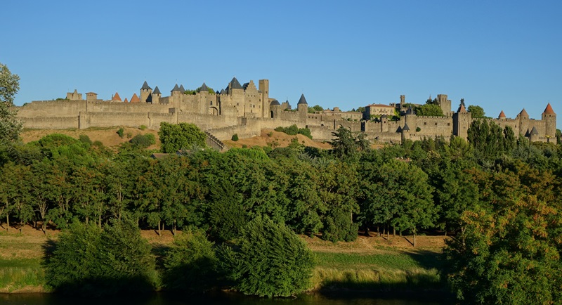 3. Carcasona (Carcasonne). Castillo de Lastours. Castres. - De viaje por Francia: diarios, viajes y excursiones en coche. (2)