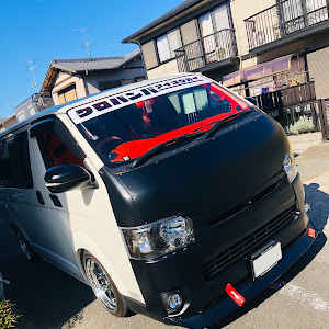 ハイエースバン TRH200V