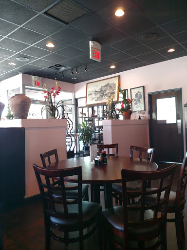 Restaurant «China Pearl», reviews and photos, 115 Brooklawn St, Knoxville, TN 37934, USA