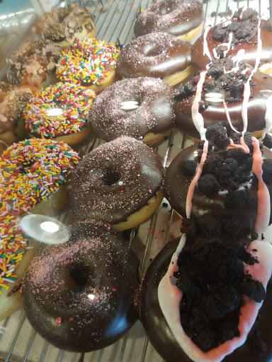 Donut Shop «Sugar Shack Donuts & Coffee», reviews and photos, 401 E New Haven Ave, Melbourne, FL 32901, USA