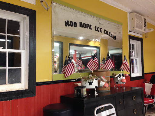 Ice Cream Shop «Moo Hope Ice Cream», reviews and photos, 22 S Main St, New Hope, PA 18938, USA