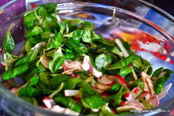 Salata de valeriana
