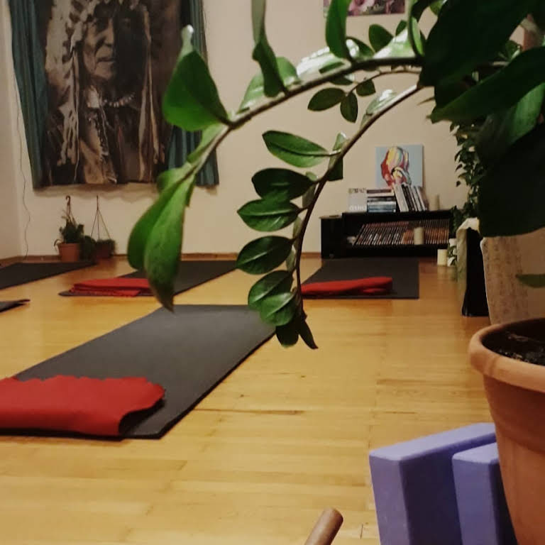 Konyaaltı Yoga House Yoga Stüdyosu