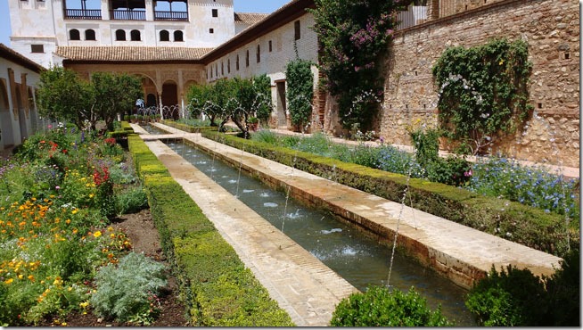 generalife-alhambra-granada-jardins-3