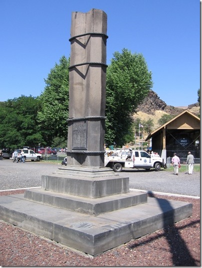 IMG_7800 Pioneer Monument in Wishram, Washington on July 3, 2009