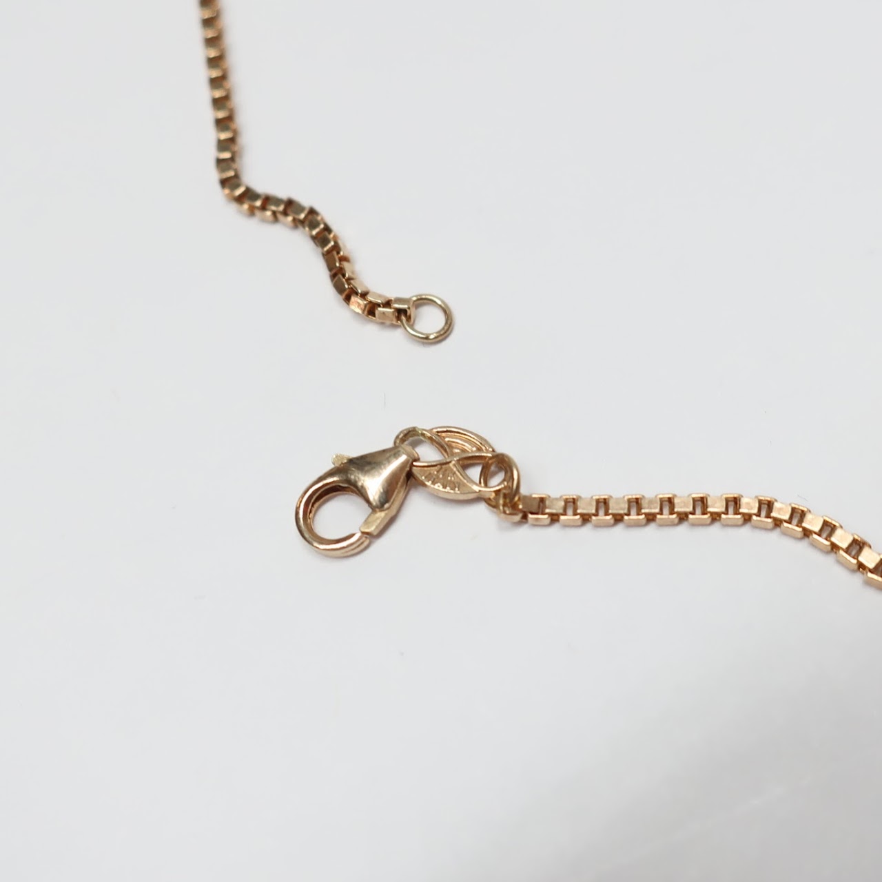 14K Gold Box Chain & Car Pendant