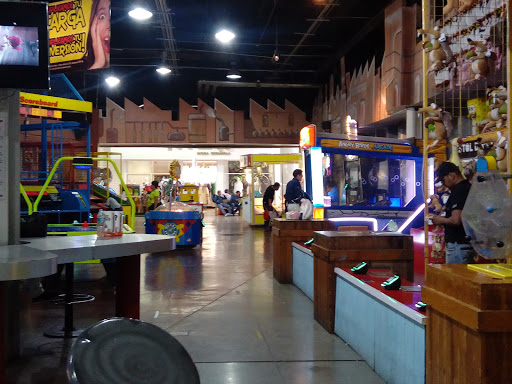 Recorcholis, plazas outlet lerma, Carretera México - Toluca km 50, La Isla, La Merced O el Calvario, 52000 Lerma, Méx., México, Tienda de juegos | EDOMEX