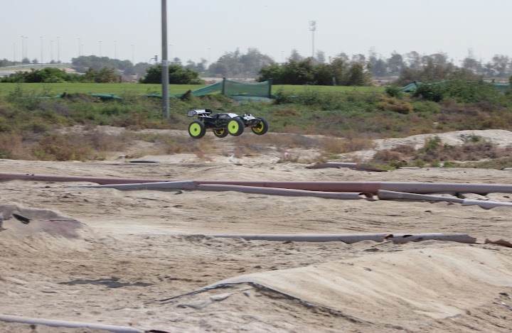 D8T Electric - Nad Al Shiba Flying%2520Truggy%25202