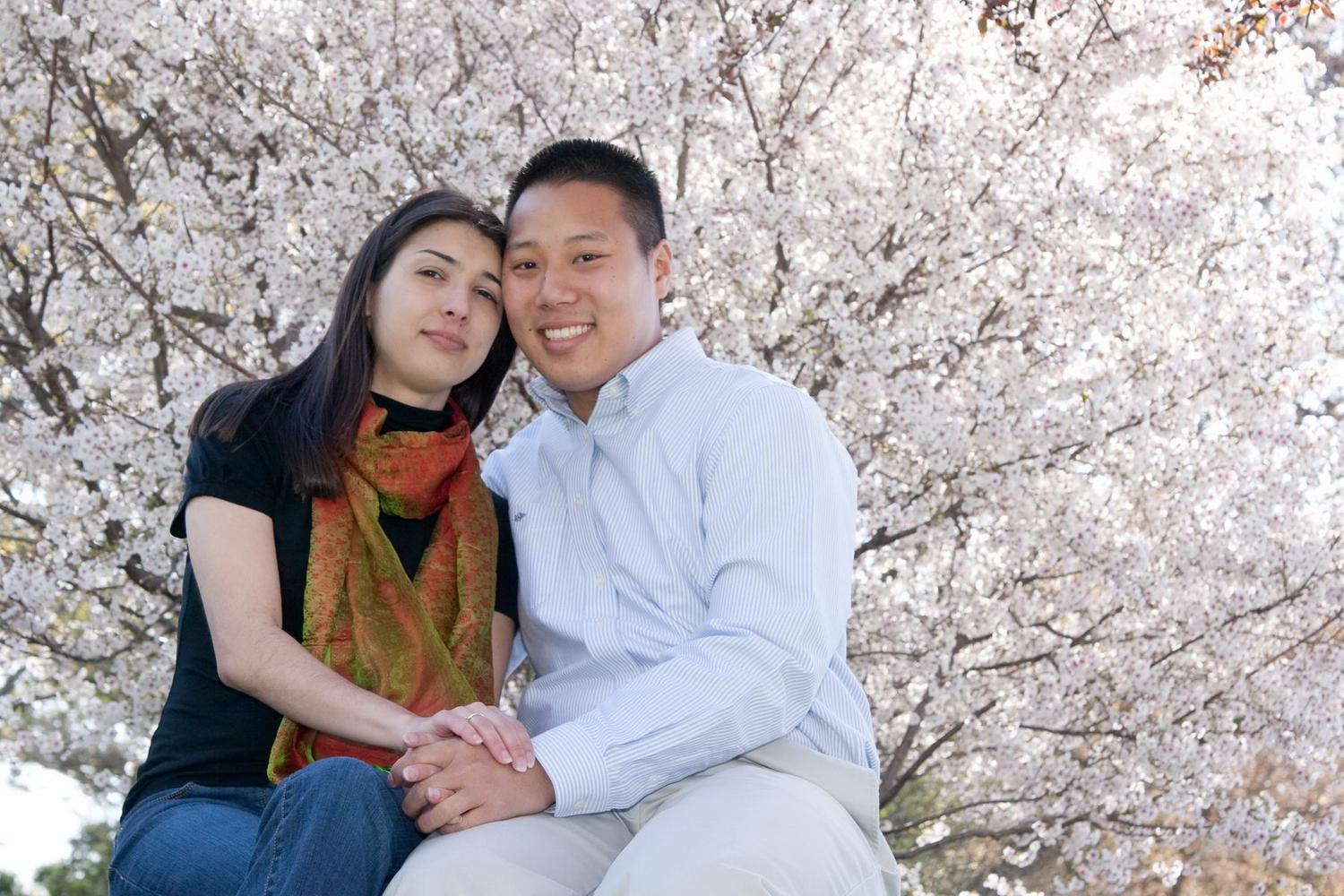 STUDIO wedding couple posing