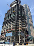 Grand Wilshire gets some glass