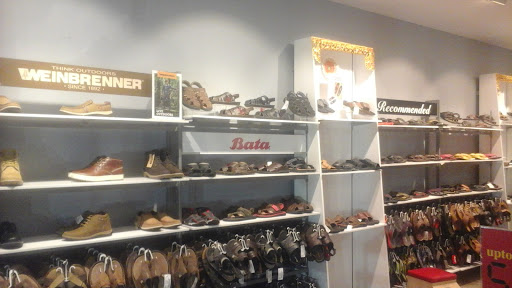 Bata, 46, Ideal Regency, Diamond Harbour Road, Kolkata, West Bengal 700063, India, Map_shop, state WB