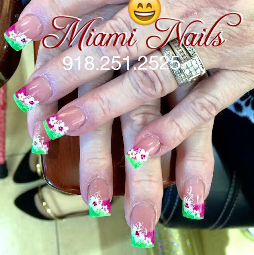 Miami Nails