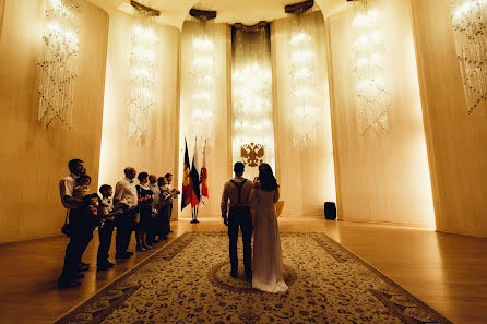 Fotógrafo de casamento Mila Tikhaya (milatihaya). Foto de 6 de agosto 2017