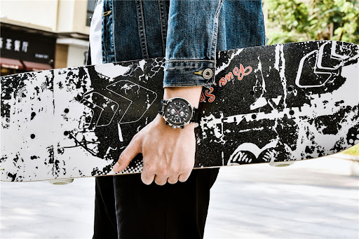 Title 10, Mens quartz watch