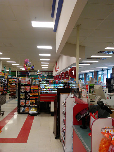 Grocery Store «Weis Markets», reviews and photos, 1102 N Queen St, Martinsburg, WV 25404, USA