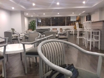 Photos of Tambo Real