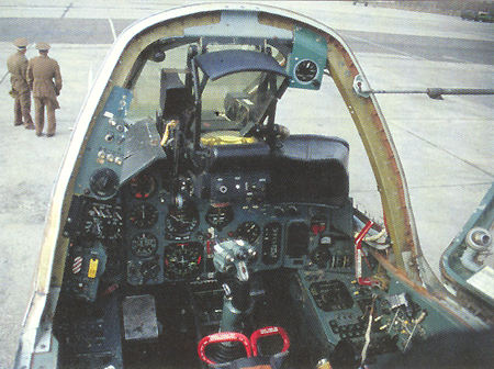 파일:attachment/su25T_panel.jpg