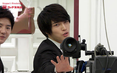 [Fotos] JYJ “Cantando en la lluvia” Fotos del CF Making de la pagina web de Lotte  Makingjyjlotte14