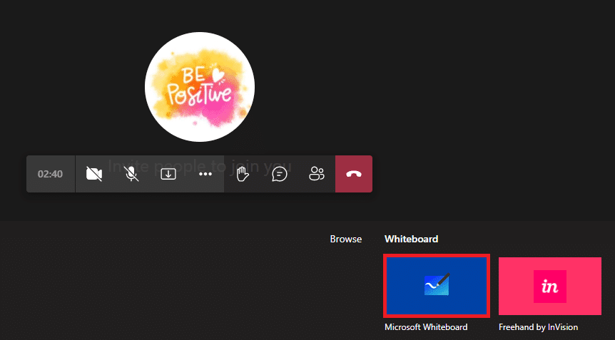 이제 오른쪽에서 Microsoft Whiteboard를 클릭합니다.  최고의 10 Microsoft Teams 회의 기능