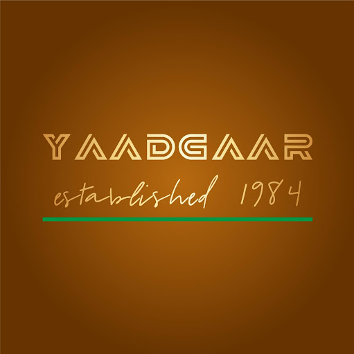 Yaadgaar Bakeries logo