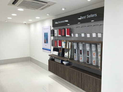 Apex Karimnagar (Apple Authorised Reseller), Dr.Ambedkar Road,Near Court Circle, Beside Union Bank, Karimnagar, Telangana 505001, India, Electronics_Retail_and_Repair_Shop, state TS