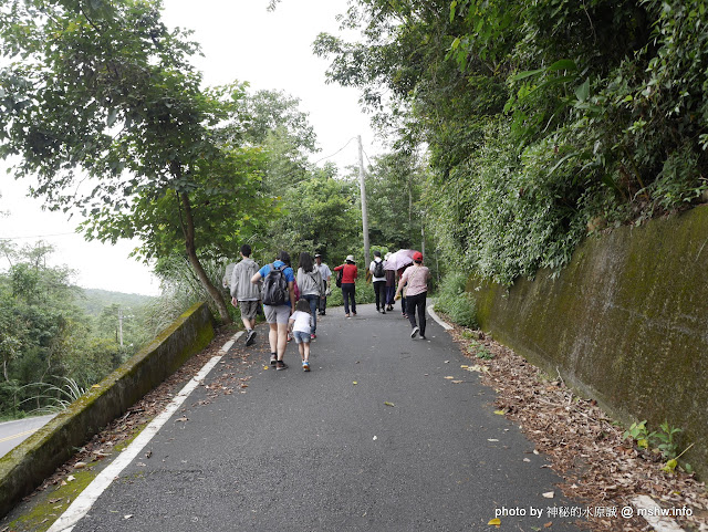 【景點】【食記】苗栗舊山線主題旅程一日遊-茅鄉炭坊.桐花走廊.金榜麵館.鯉魚潭水庫.火炎山森林生態教育館@川流不息, 三義古道自然行! 區域 三義鄉 中式 午餐 博物館 台式 地區導覽指南 小吃 旅行 晚餐 景點 苗栗縣 飲食/食記/吃吃喝喝 麵食類 