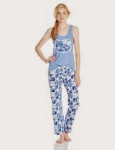 <br />Hello Kitty Women's Kitty Rose Print Tank and Pant Pajama Set