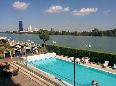 Photos of Hilton Vienna Danube Waterfront