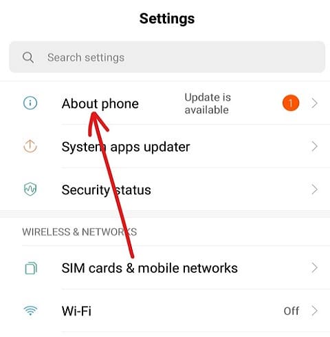 Sous les paramètres, cliquez sur l'option À propos du téléphone ou du système