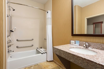 Photos of Hampton Inn Wichita-East
