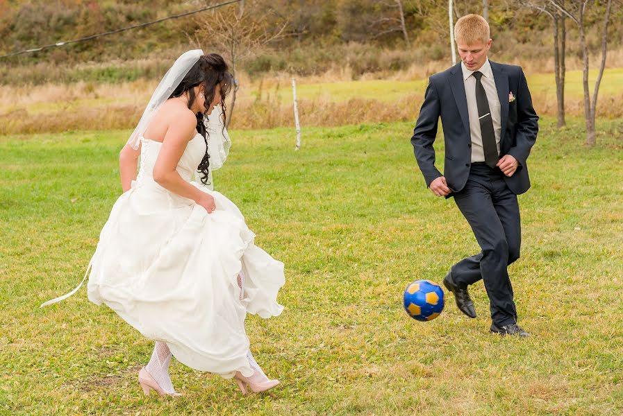 Wedding photographer Sergey Vandin (sergeyvbk). Photo of 3 April 2014