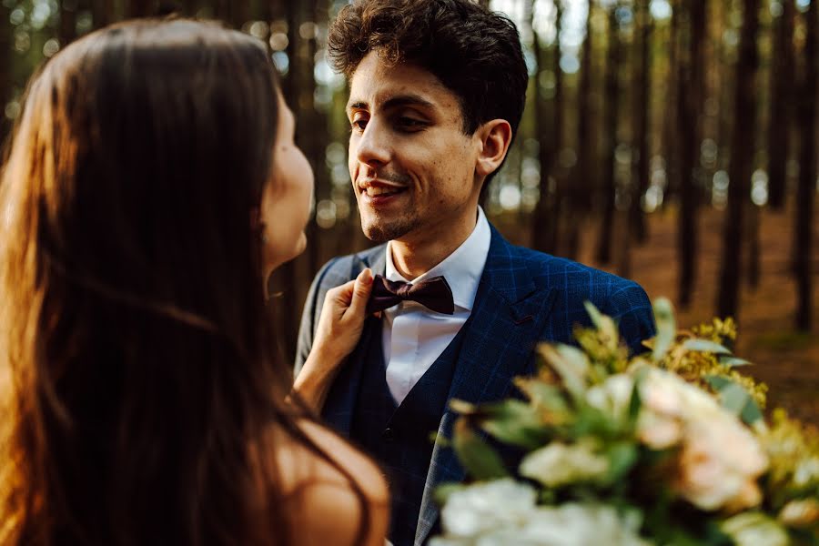 Fotografo di matrimoni Katarzyna Łyczak (zatrzymanechwile). Foto del 7 novembre 2019