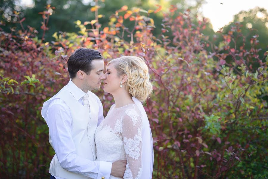 Fotografo di matrimoni Stina Felter (stinafelter). Foto del 30 marzo 2019