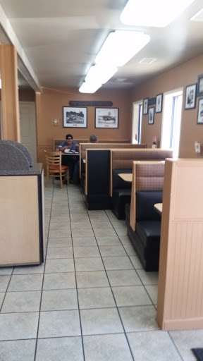 Fast Food Restaurant «Dairy Queen Brazier», reviews and photos, 301 Lake Ave S, Battle Lake, MN 56515, USA