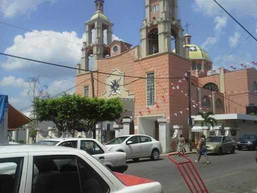 Parroquia San Juan Bautista, Av. 1, Centro, 94915 Cuitláhuac, Ver., México, Iglesia bautista | VER