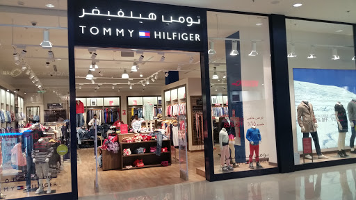 Tommy Hilfiger, Dubai Outlet Mall,Dubai-Al Ain Rd - Dubai - United Arab Emirates, Clothing Store, state Dubai