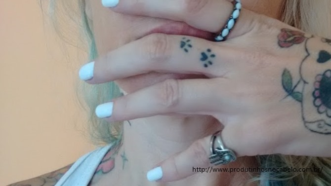 Tatuagem Feminina na Mão