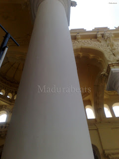 Thirumalai Nayakkar Palace pillar 1