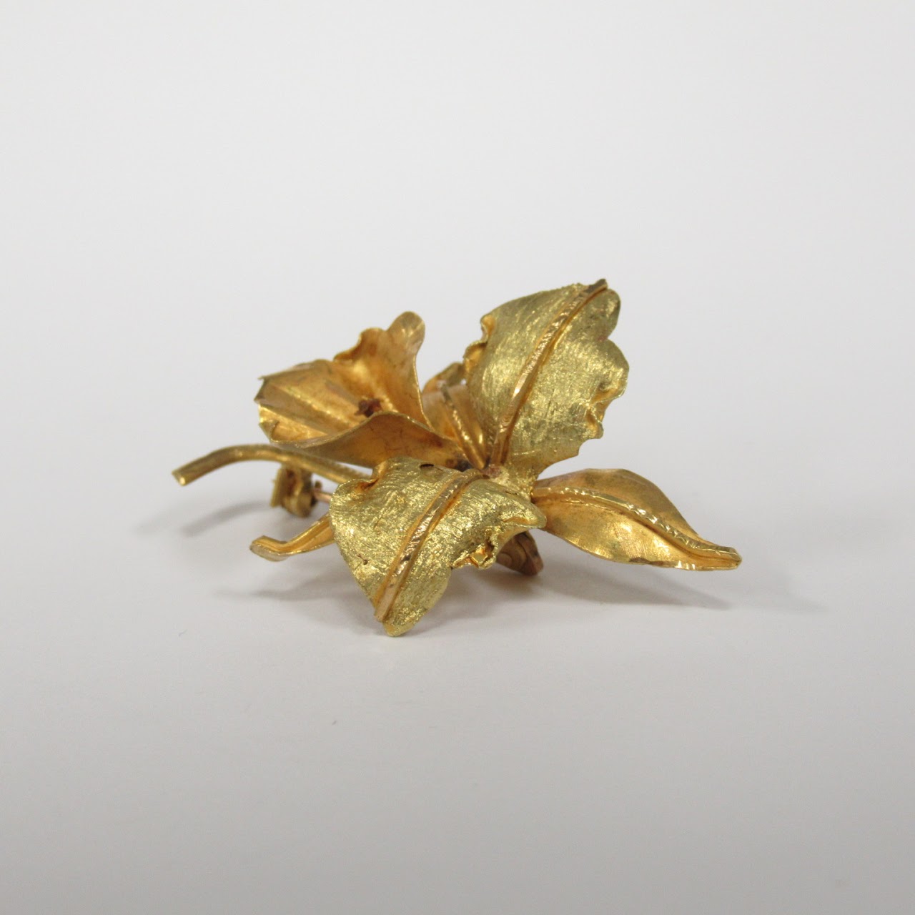 10K Gold Floral Brooch