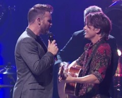 take-that-live-at-apple-music-fe-370x297