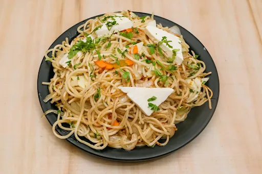 Hakka Noodles