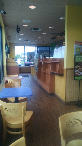 Juice Shop «Tropical Smoothie Cafe», reviews and photos, 4009 Owen Rd, Fenton, MI 48430, USA