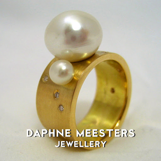 Daphne Meesters Jewellery logo