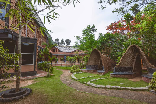 Holy Crescent College of Architecture, Malipuram Nagar, Bavapady Rd, South Vazhakulam, Aluva, Kerala 683105, India, Architecture_School, state KL