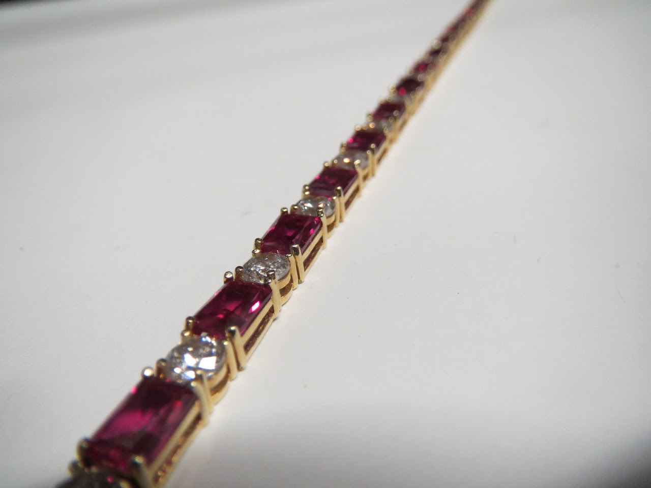 14kt and Stone Bracelet in Red