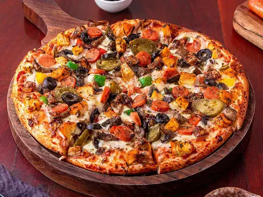 Loaded Mad Mexican Treat Pizza