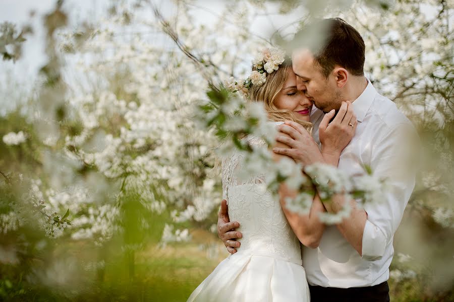 Pulmafotograaf Marcin Kęsek (kesek). Foto tehtud 17 mai 2016