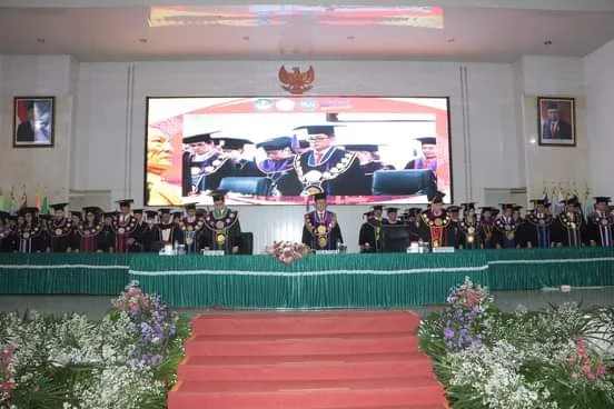 Rektor Universitas Sam Ratulangi Prof. Dr. Ir. Oktovian Berty Alexander Sompie M.Eng. IPU. (Foto istimewa)