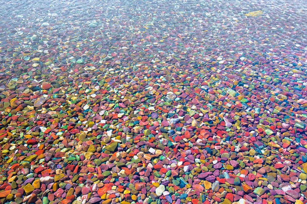 The Colored Pebbles of Lake McDonald Lake-mcdonald-colored-pebbles-510