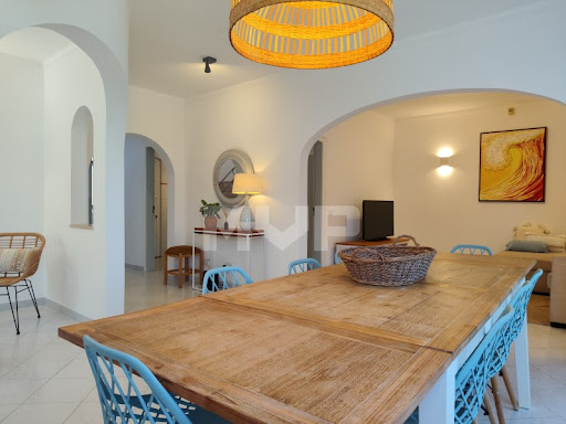 House 4